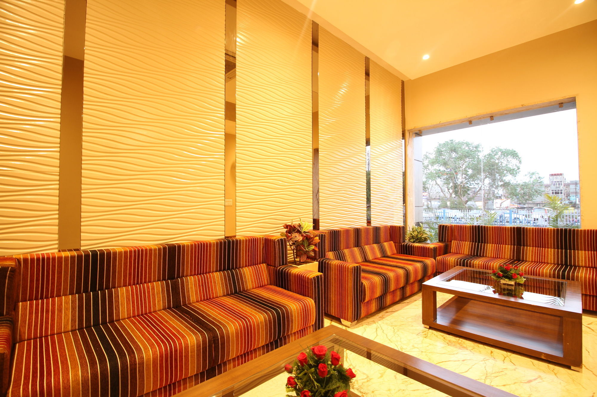 Hotel Le Roi Raipur At Raipur Railway Station Экстерьер фото