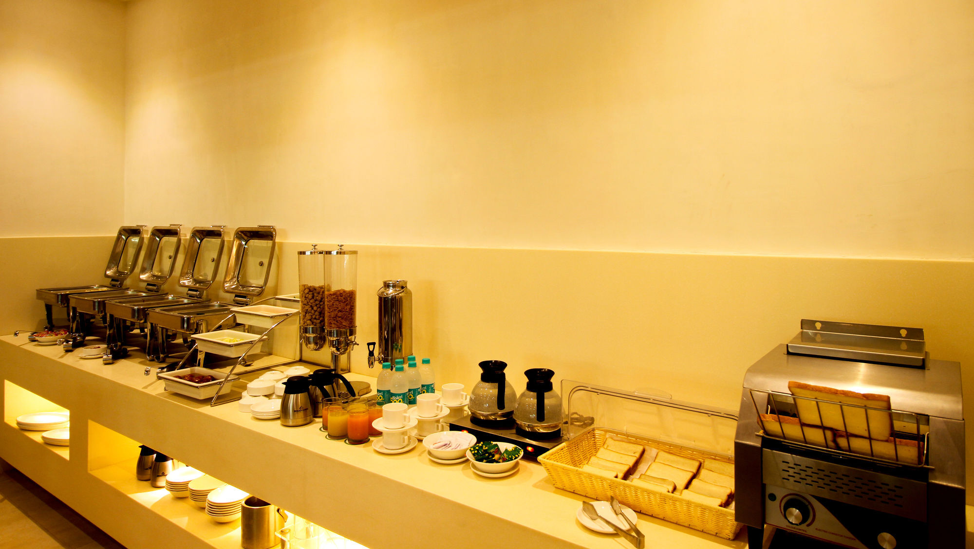 Hotel Le Roi Raipur At Raipur Railway Station Экстерьер фото
